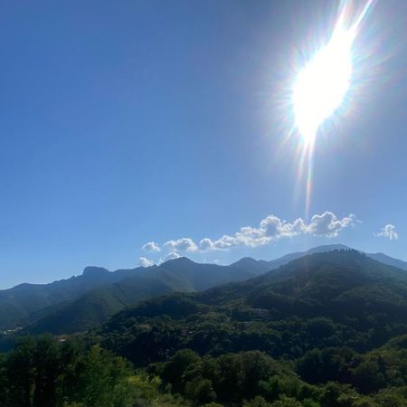 Una Suite Pop Nel Blu Della Costiera Tramonti Luaran gambar